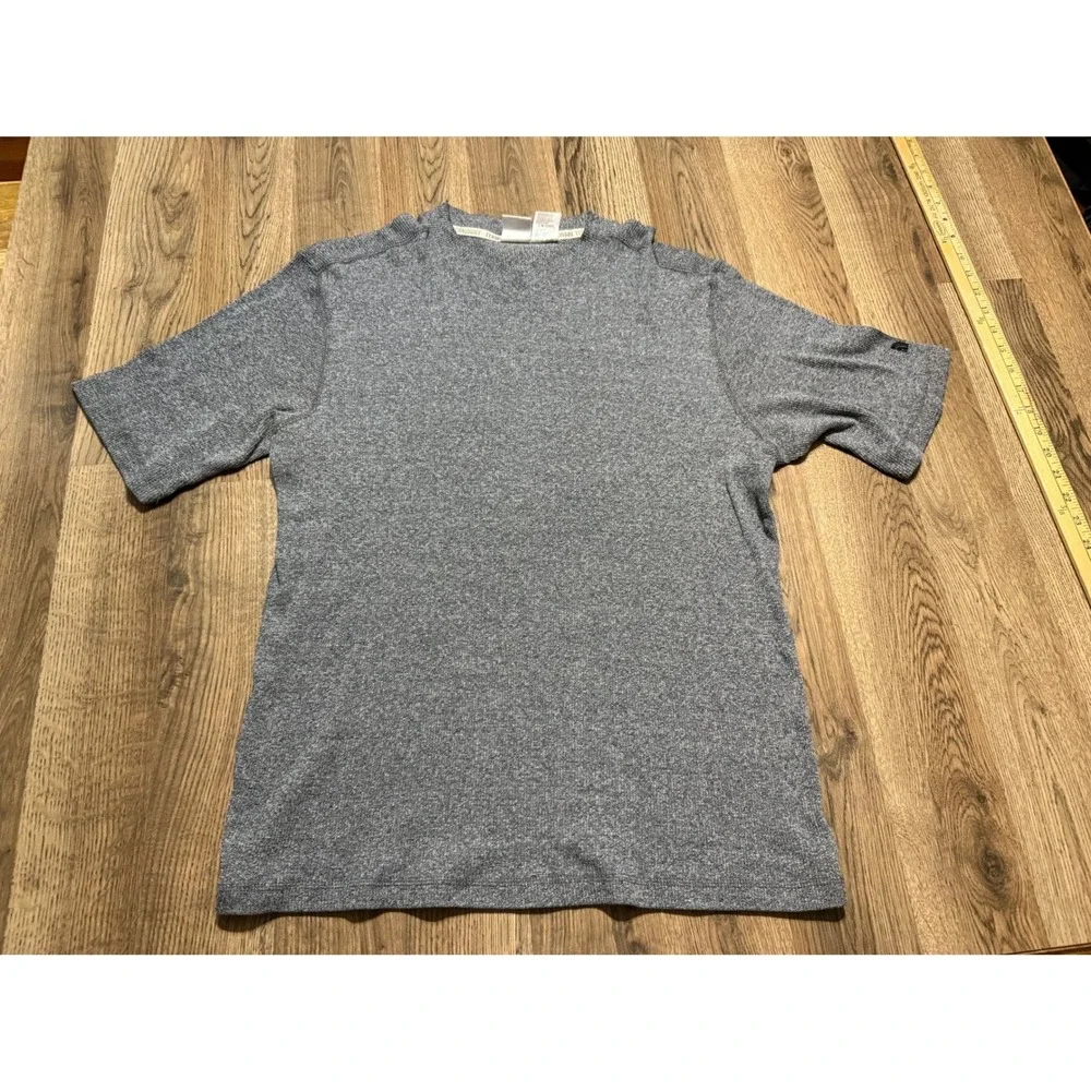 The North Face T-Shirt Mens Medium Gray Adult Tekware Performance Excellent
